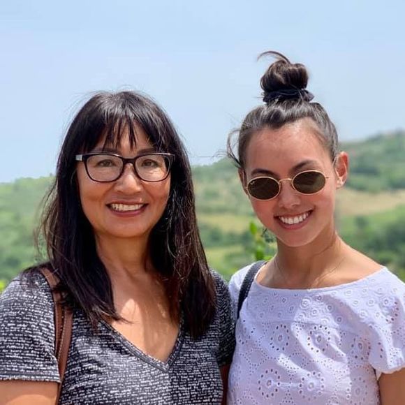 Meet your Posher, Charlotte - Picture 1 of 1